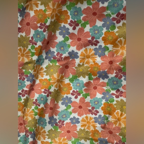 Cutest floral overalls EVER. boutique purchase. Straight leg. - Picture 4 of 6